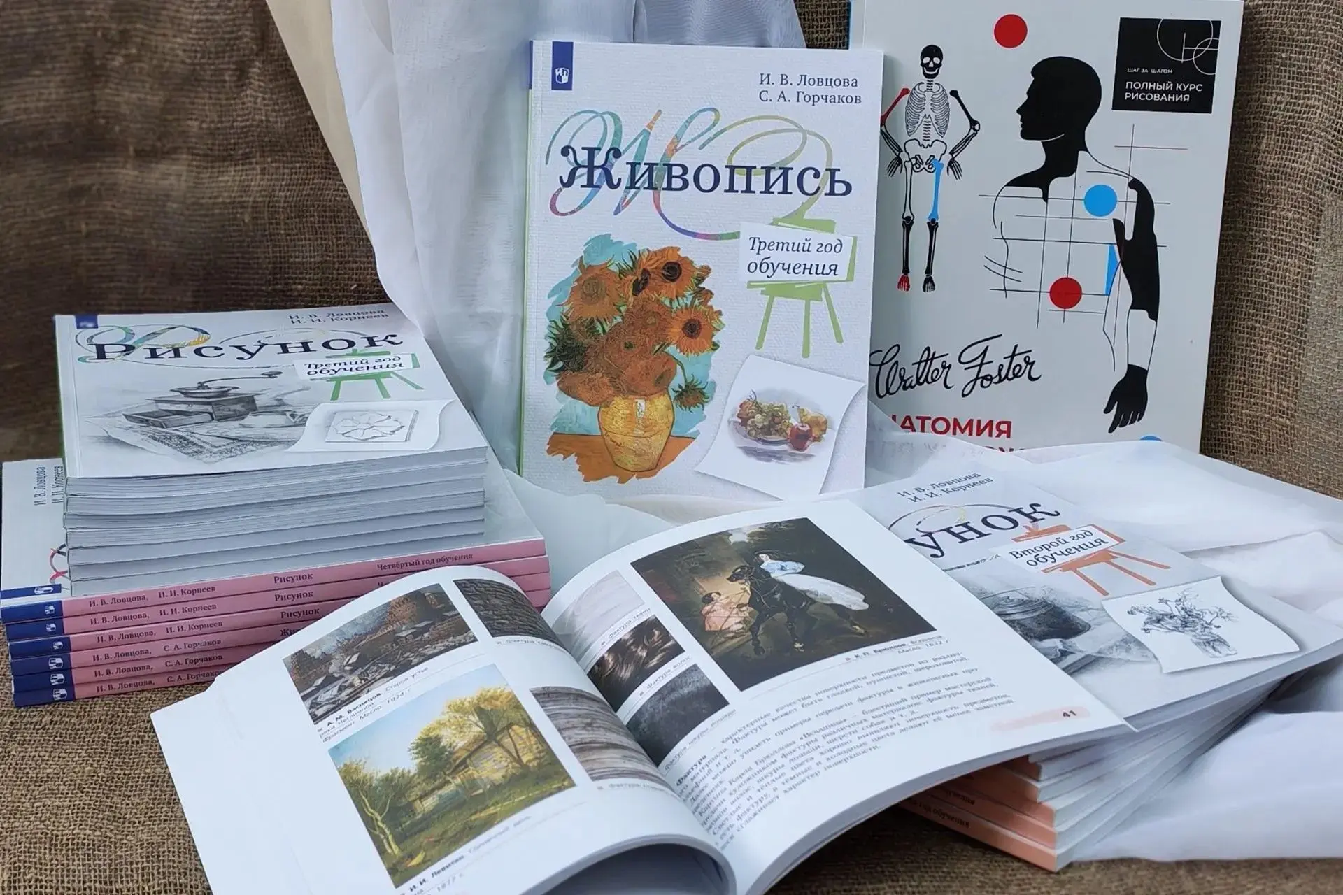 🎹 Два рояля и семь пианино получили школы искусств Самары