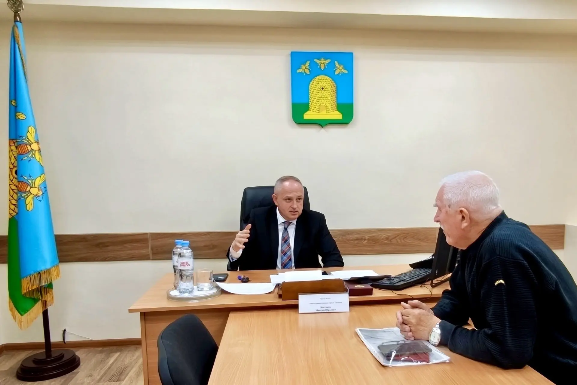 Провел очередной личный прием граждан.