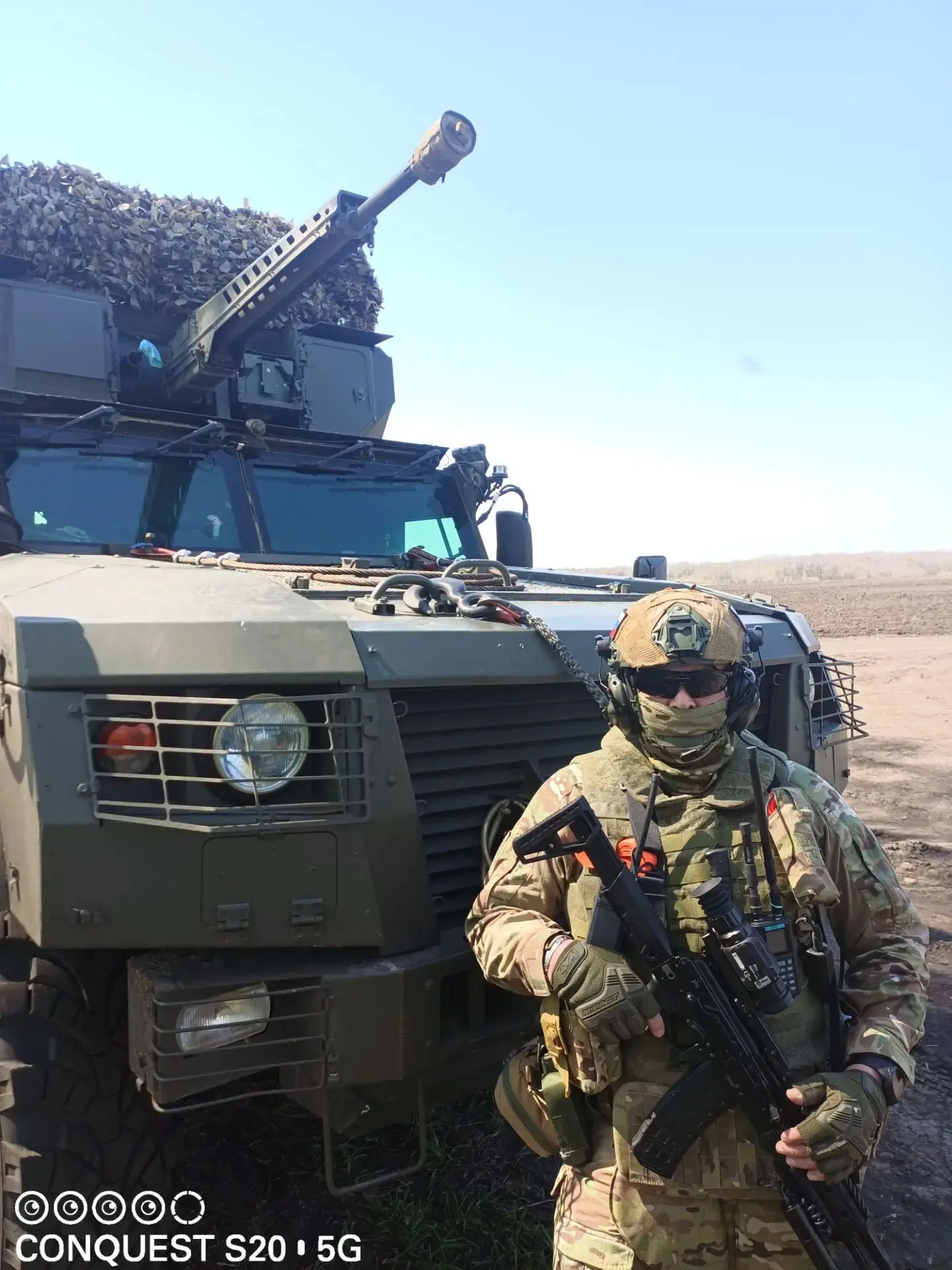 Обучающийся нашей школы Юрий вместе со всей семьей от всего сердца поздравляет своего п...