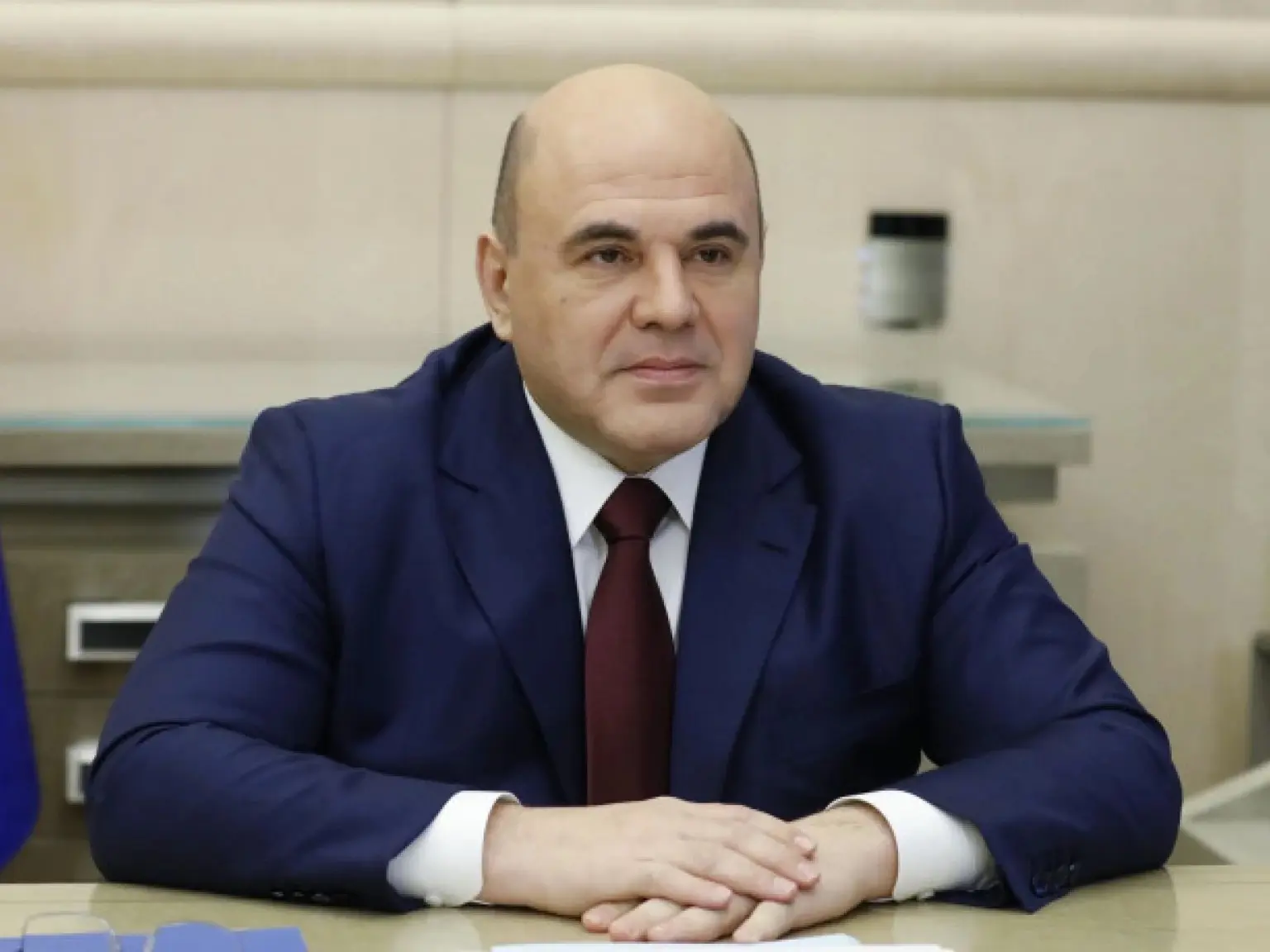 Михаил Мишустин поздравил Фёдора Щукина с избранием на пост главы Дагестана. В поздрави...