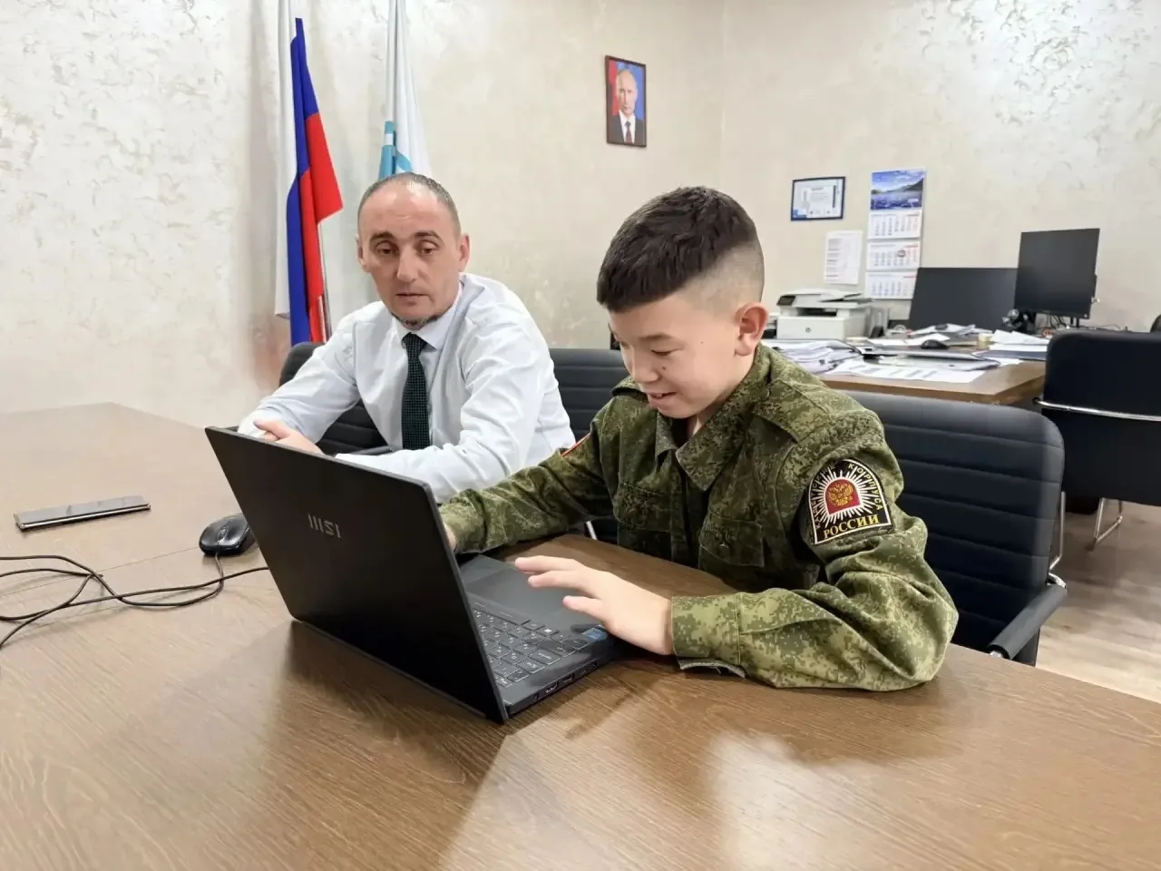 От идеи до кода: министр цифрового развития Республики Алтай провел встречу в рамках пр...