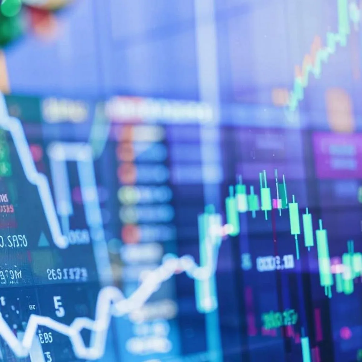 Индекс гособлигаций (MCXRGBI) в четверг растет на 0,1%, достигнув уровня 111,12 базисны...