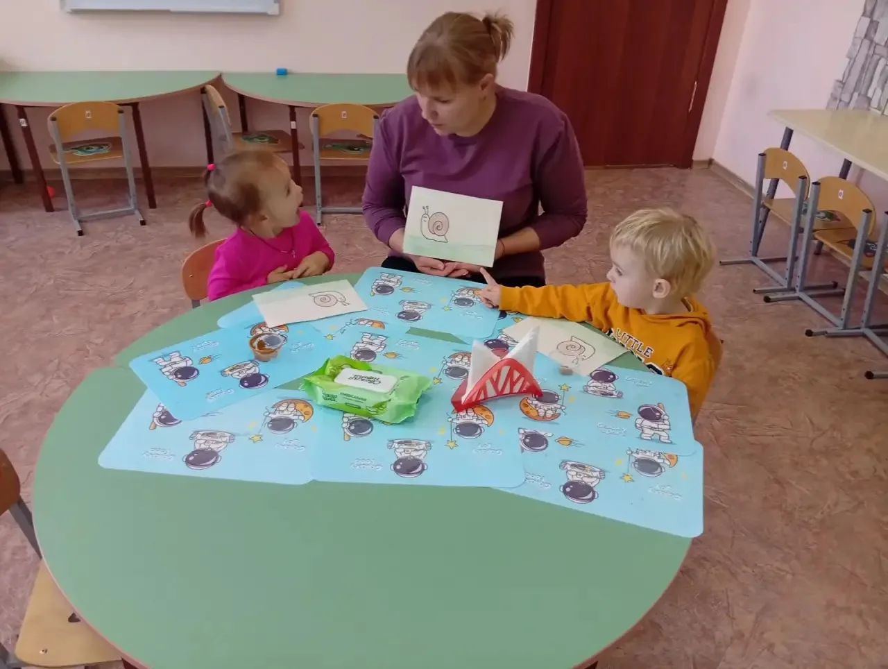 ✨ Сегодня в группе «Сказка» прошло увлекательное занятие по рисованию! ✨