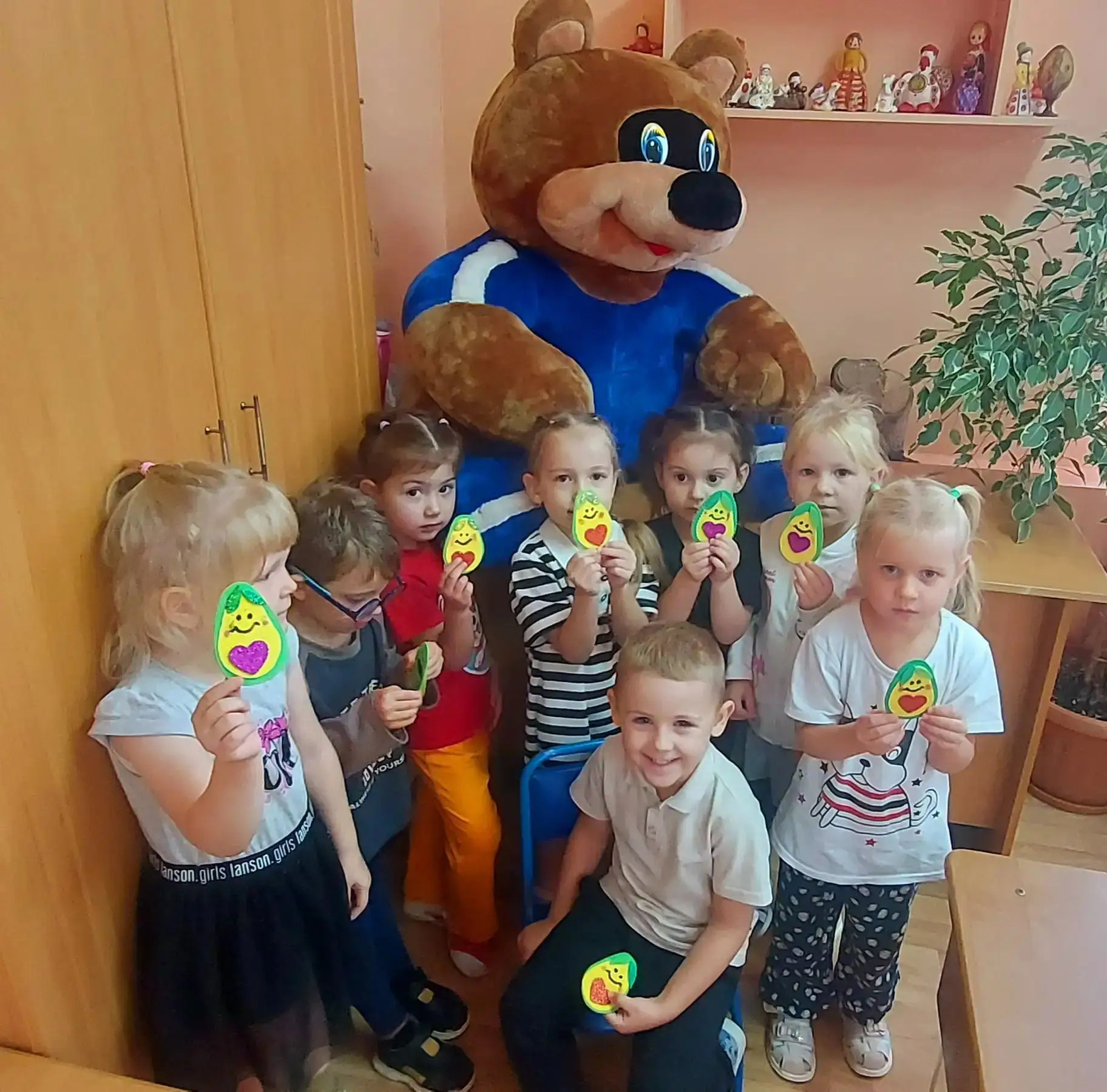👶 Участники кружка «Бумажная симфония» открыли для себя новые горизонты творчества! 🧵