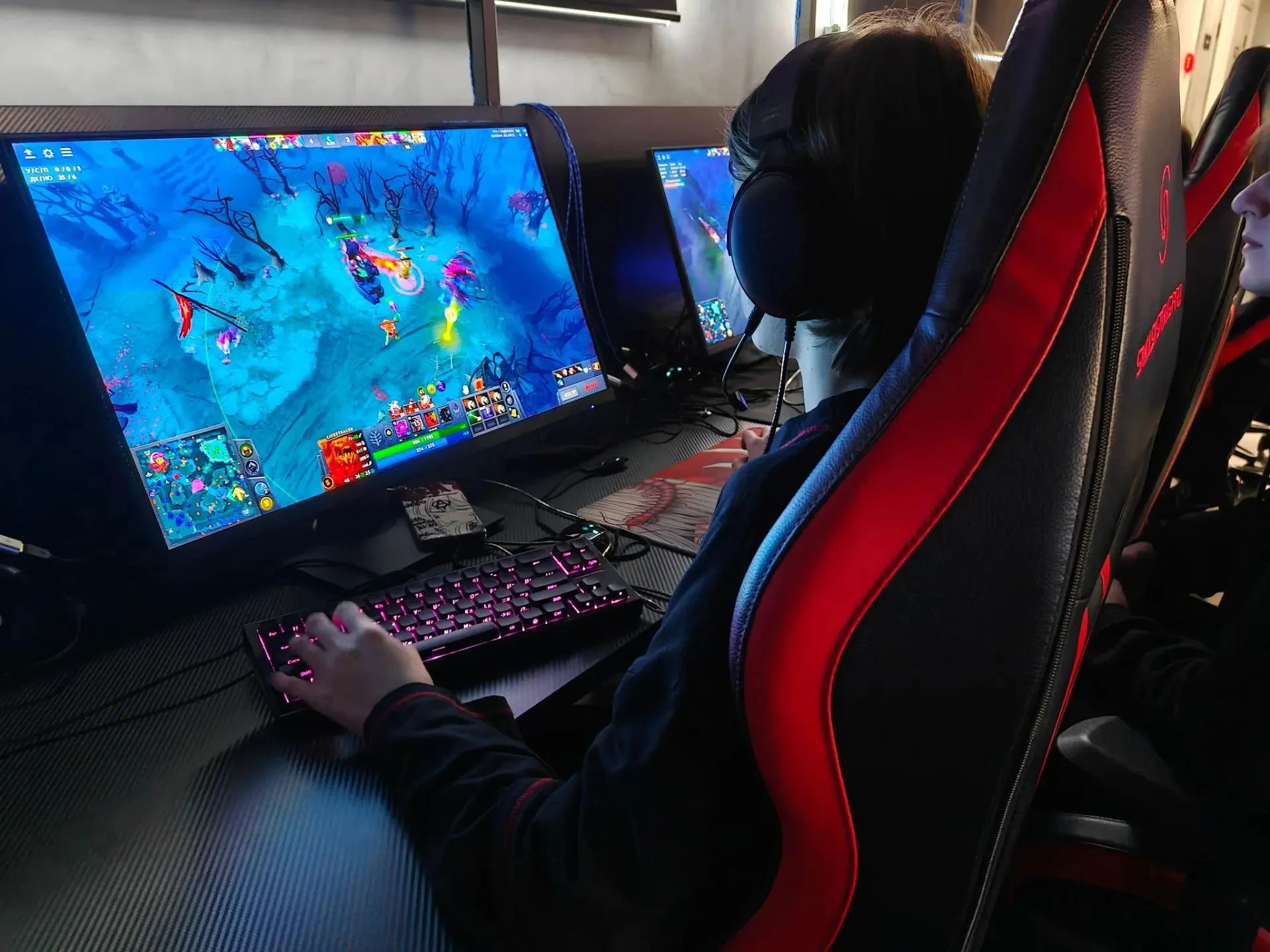 🎮 Красногвардейский район в игре: стартовала школьная киберспортивная лига!