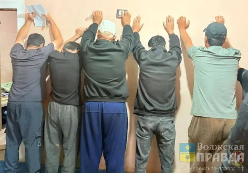 В Волжском накрыли подпольный цех с нелегальными мигрантами