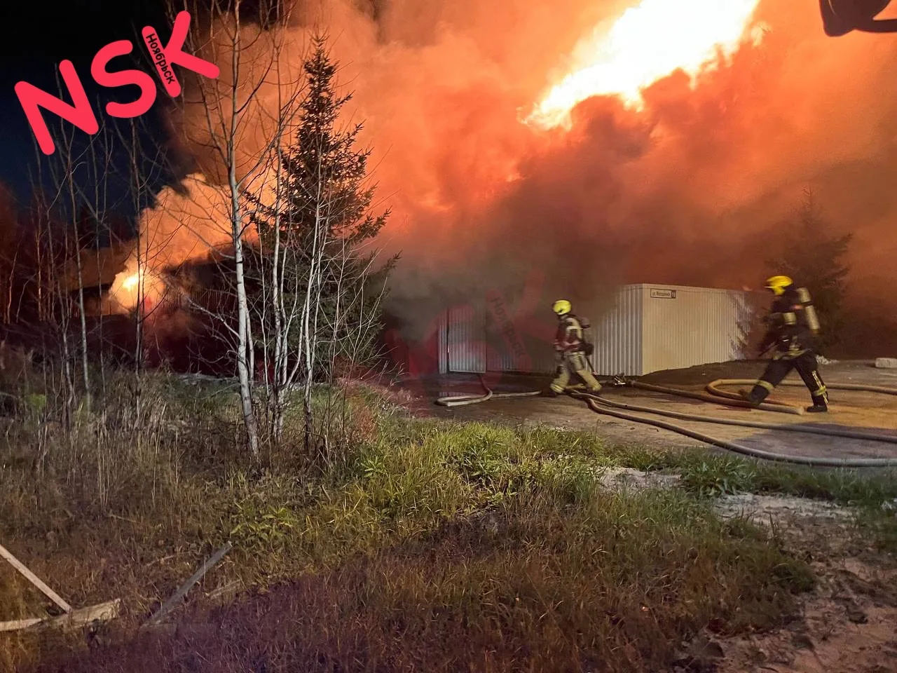Ближнее СМП, горит дом 🏠 🔥