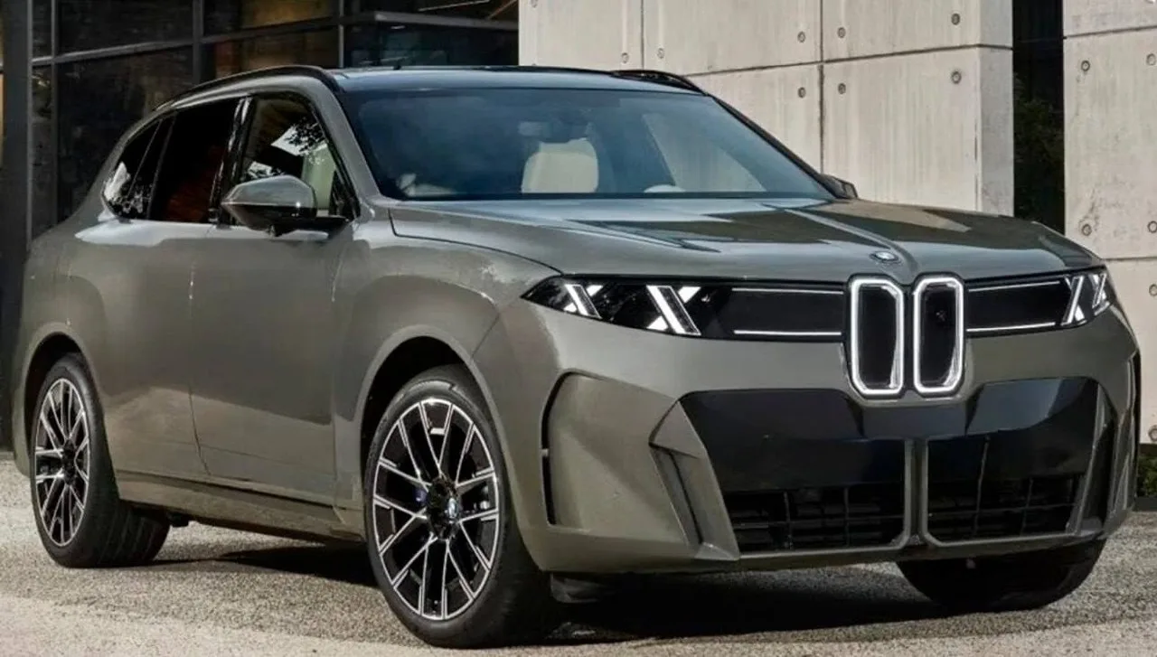 Официальные фотографии свежей версии BMW X5 оказались доступны в интернете раньше презе...