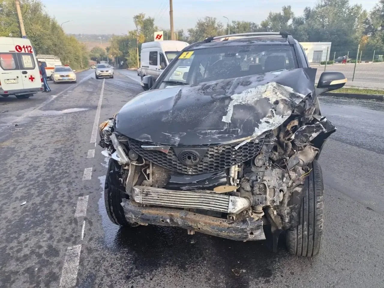 ⚡️Сегодня в Шахтах произошло ДТП, в результате которого пострадали женщина и годовалый ...