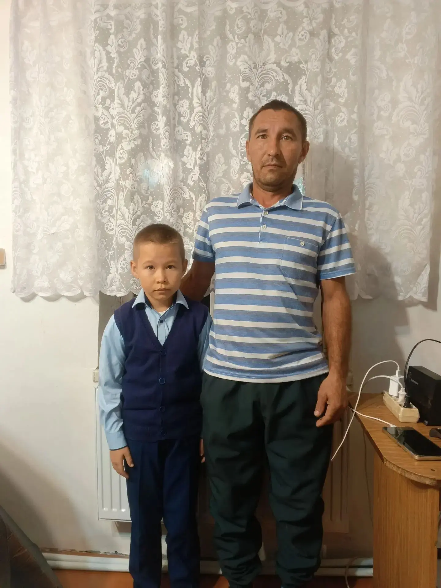 📌 Петров Денис,  ученик 2 класса МОБУ Амзибашевская СОШ участвует в акции " За что я б...