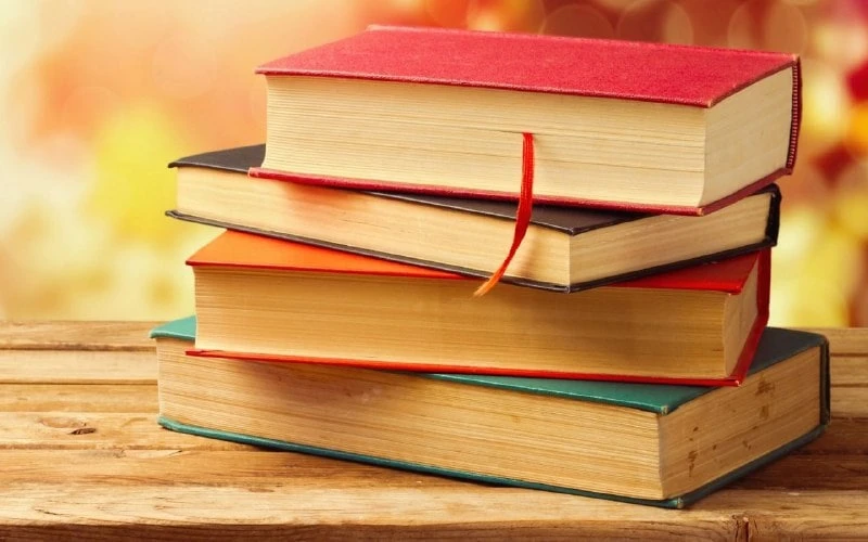 Лучший метод избавления от тревожности — книга. Чтение поможет переключить мышление быс...