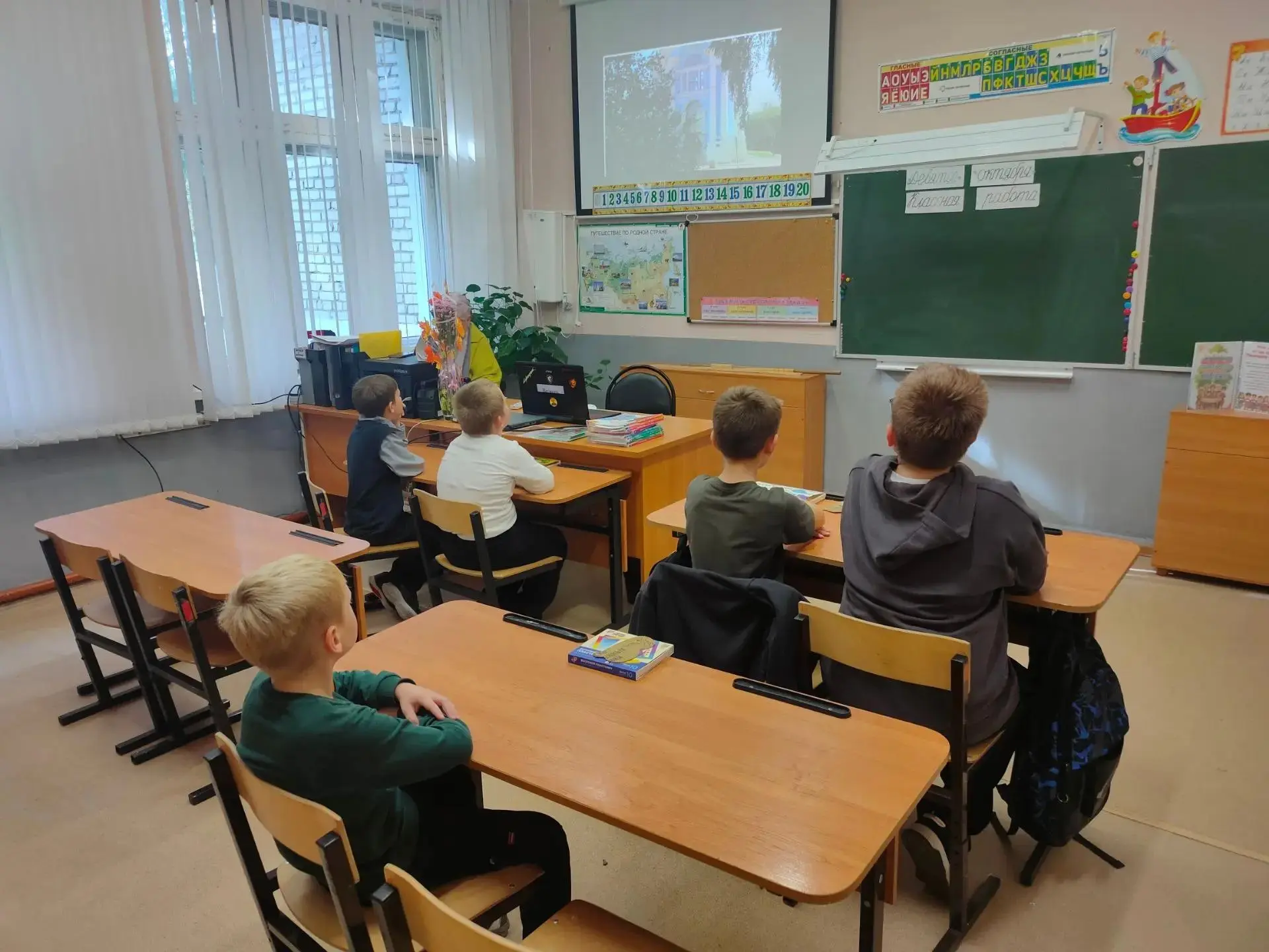 🖥От виртуальной прогулки — к настоящему творчеству!🎨