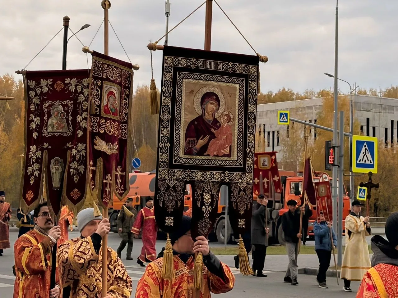 Сотрудники полиции обеспечили охрану общественного порядка и безопасность участников во...