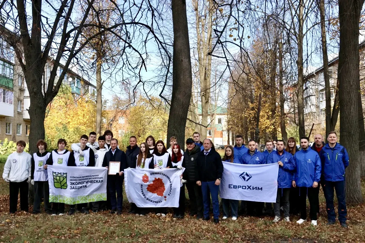 🌳🌳🌳 Новомосковск, дыши: в городе продолжается осенний сезон озеленения