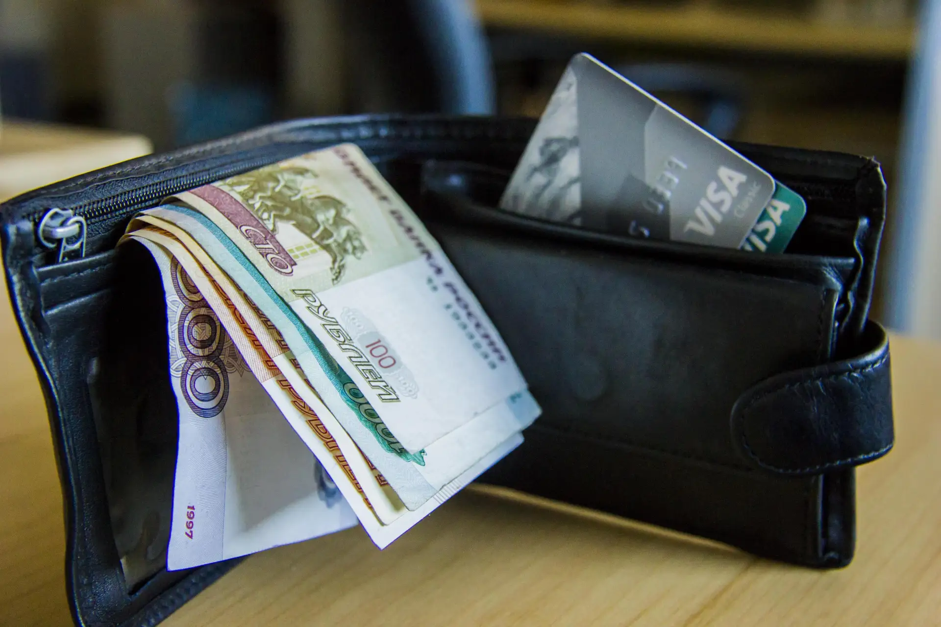 Не индексируют зарплату? Как добиться перерасчета: пошаговая инструкция
