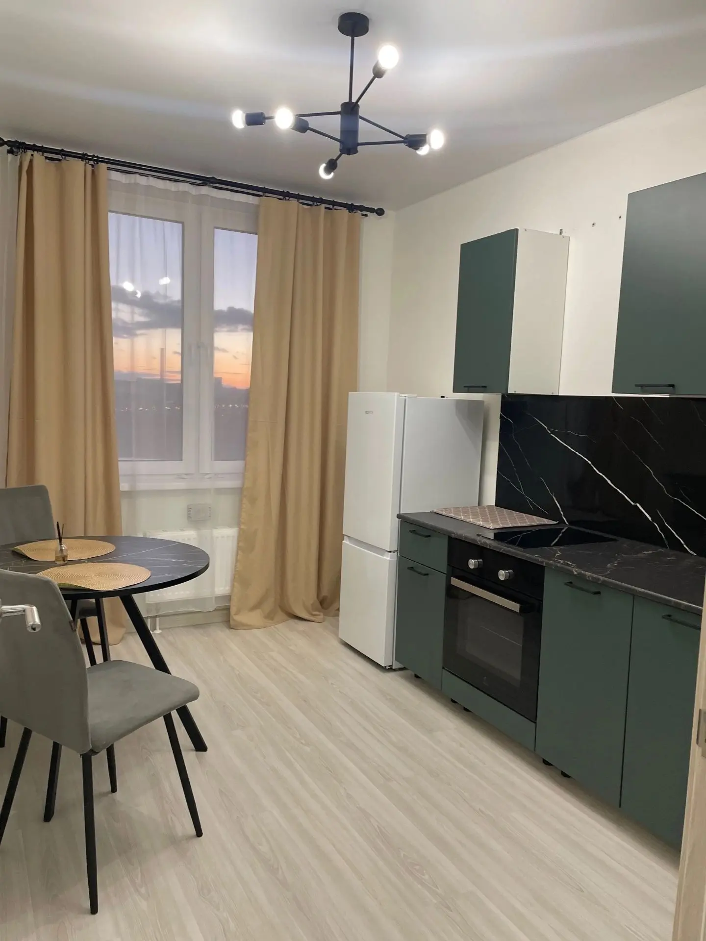 Сдам 1-комнатную   квартиру в Тюмени 35кв.м район Тура2 Квартира оборудована необходимо...