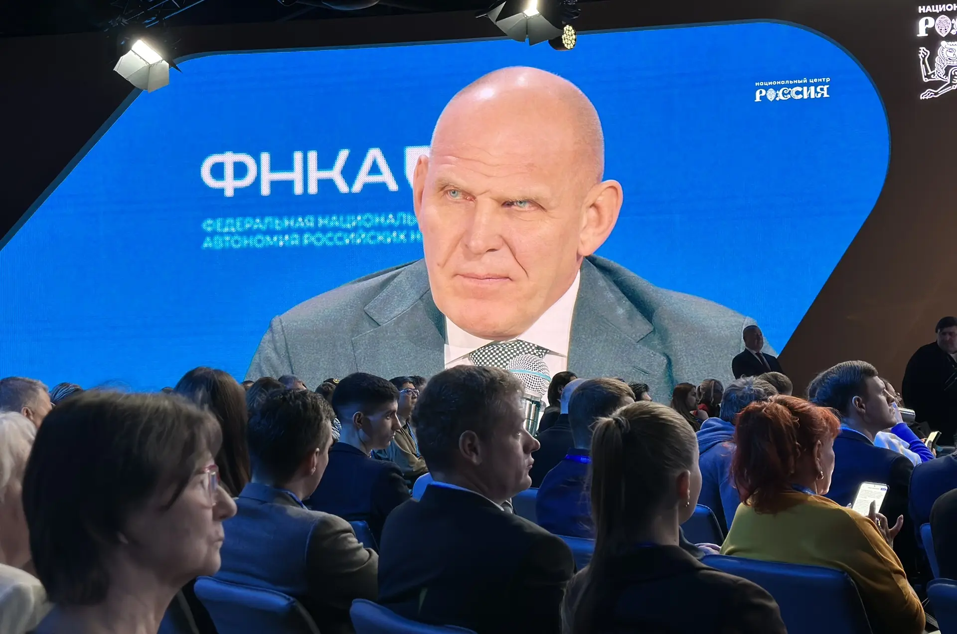 ⚡️Александр Карелин: Красота русских женщин и способность к героизму отличают нас от вс...