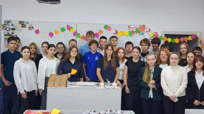 Осенний листопад добрых слов в ЦО «Содружество» 🍂5 октября, в День учителя, в нашей шк...