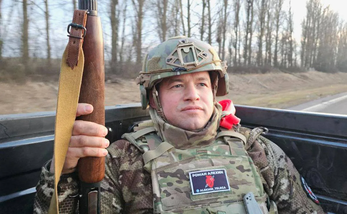 Спецслужбы явились с облавой к прежнему советнику губернатора Курской области Роману Ал...