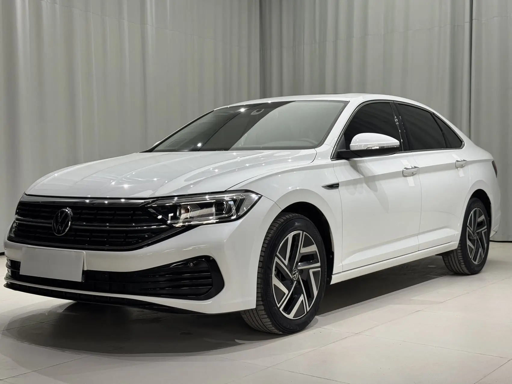 Volkswagen Sagitar 1.4 150 лс