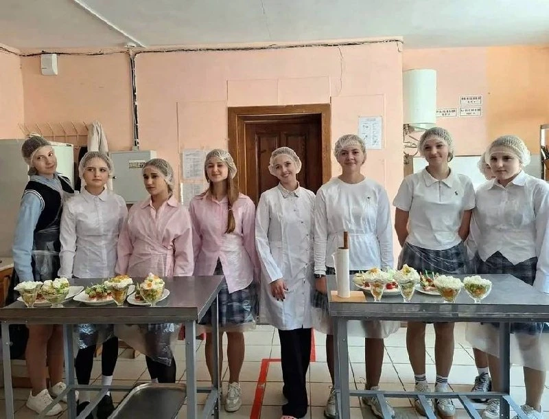 🔶 Гимназисты попробовали себя в роли поваров