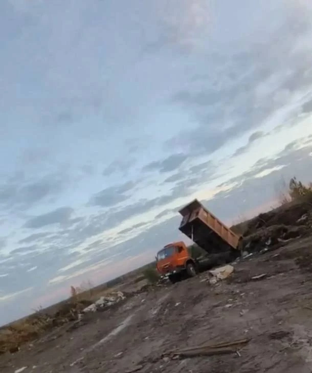 В Тамбовском округе полицейские пресекли незаконный сброс мусора и строительных отходов.