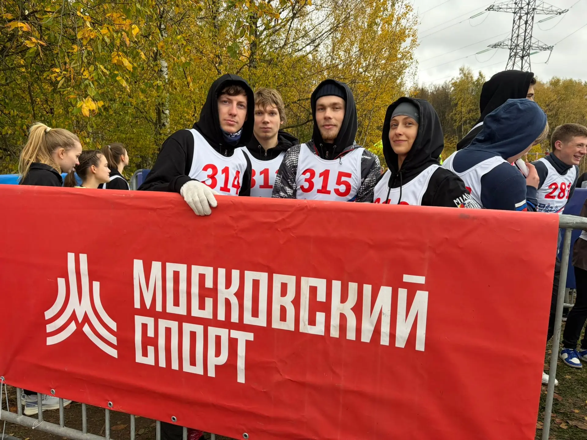 🏆 Делимся нашими первыми спортивными успехами в этом учебном году!