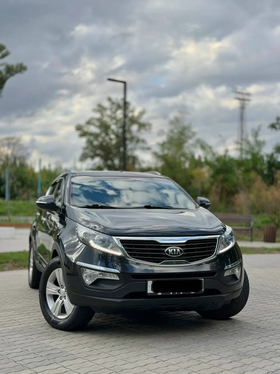 Продам Kia Sportage 2.0 AT, 2013 год, 147 тыс. км, Антрацит