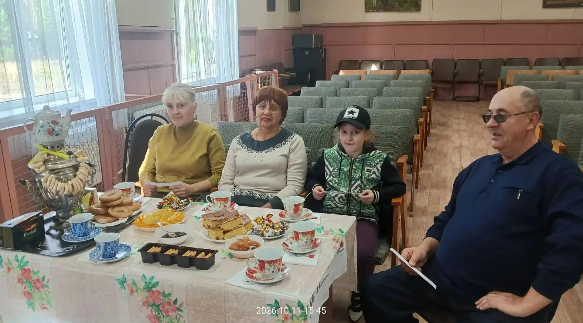 Традиции русского чаепития ожили в Холмечском Доме культуры