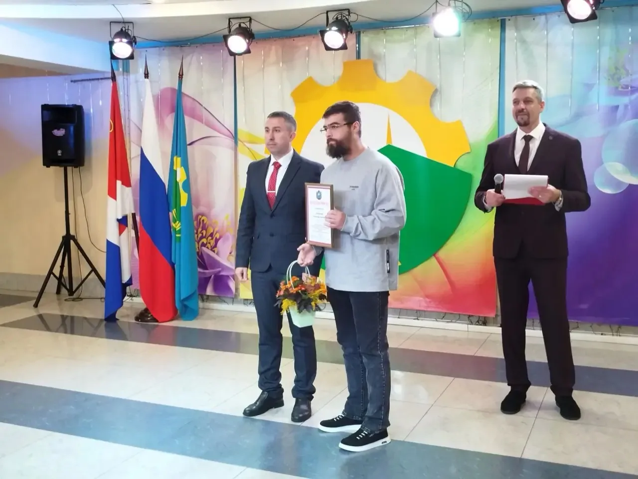 ⚡️Сегодня глава Арсеньевского городского округа наградил благодарностью нашего Александ...
