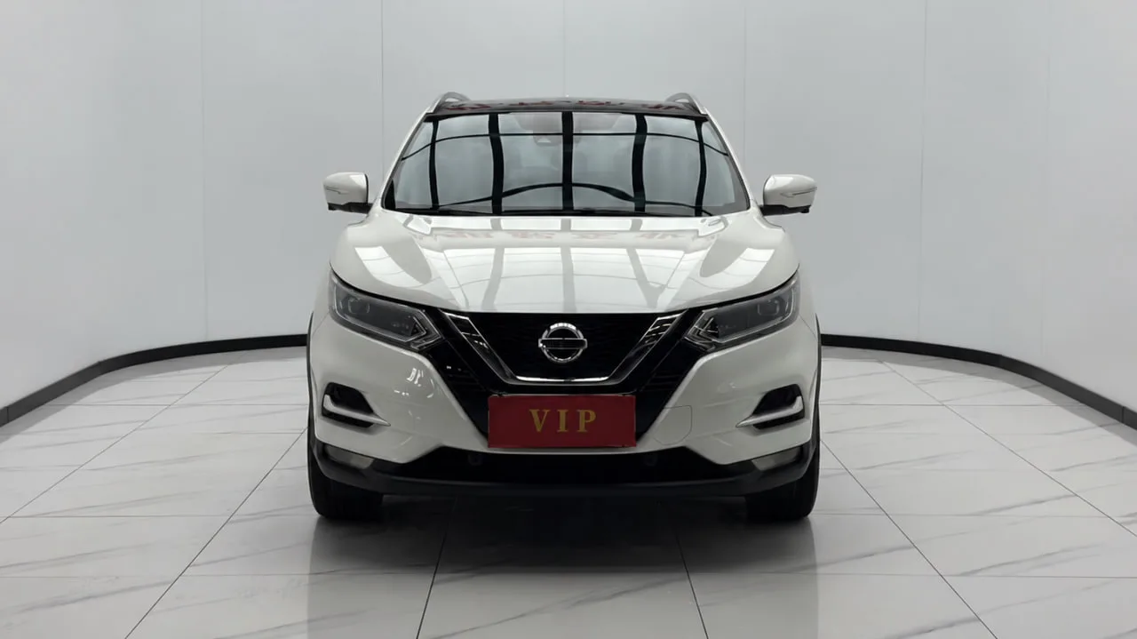 Nissan Qashqai в комплектации Luxury Navi 2022 года