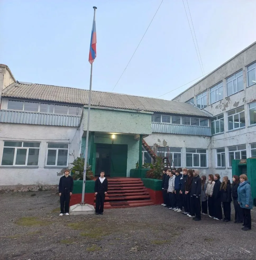 🇷🇺 Традиции понедельника!