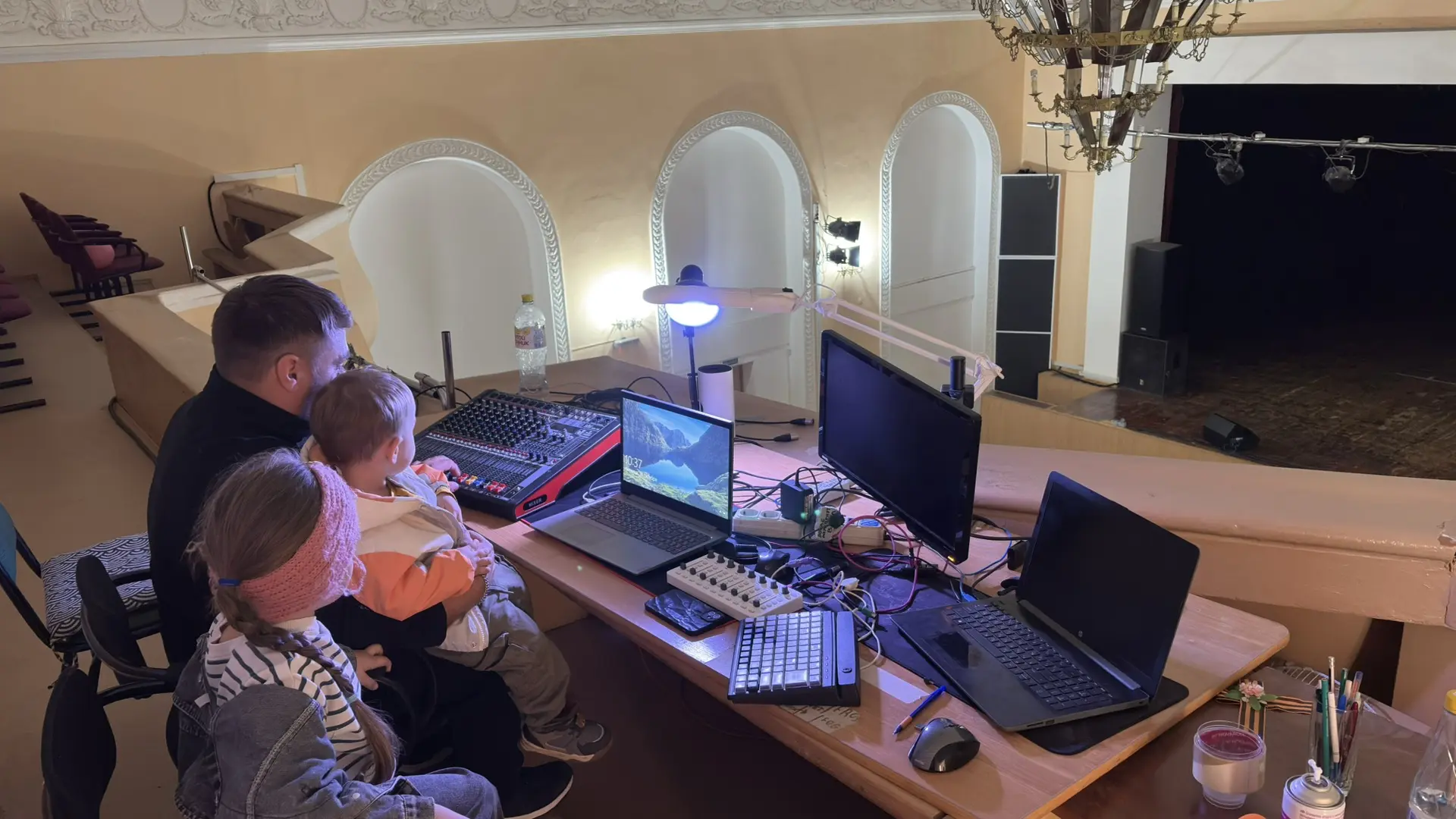 👨‍👧‍👦 «ДЕНЬ ДУБЛЁРА»: ПАПА, Я СЕГОДНЯ С ТОБОЙ НА РАБОТУ! ❤️