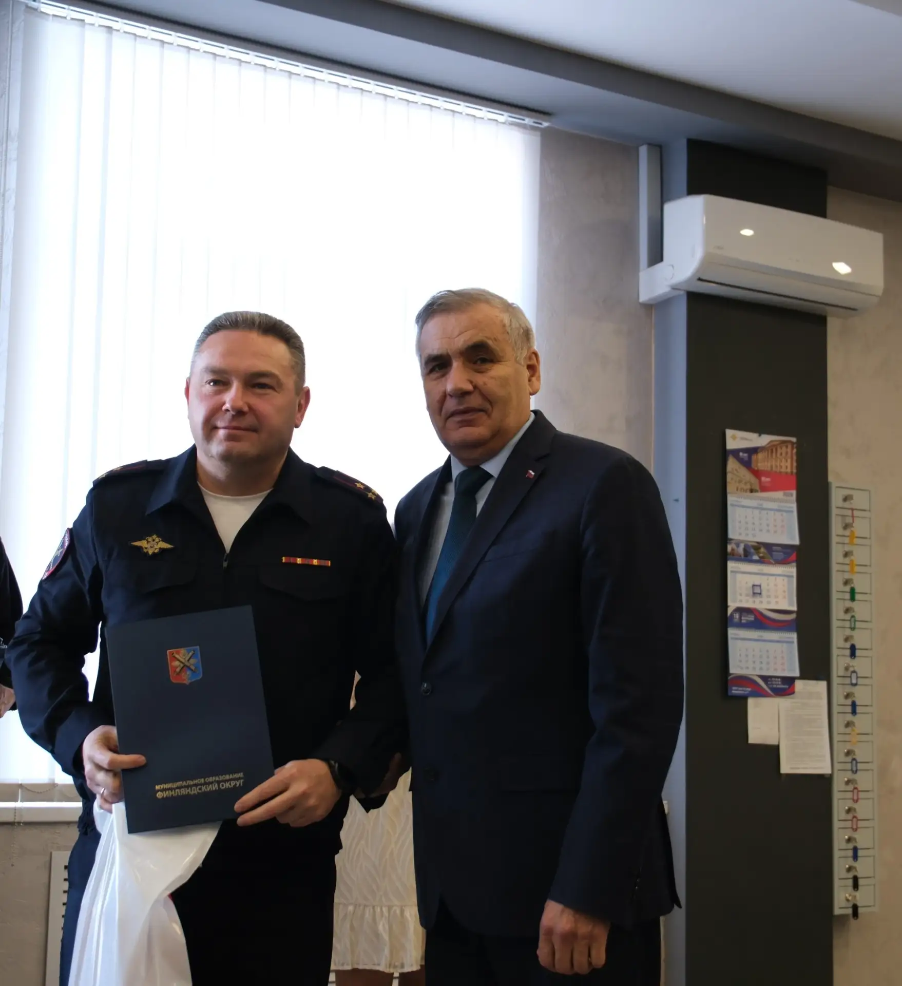 Глава Финляндского округа Игорь Кудинов поздравил сотрудников и ветеранов УМВД России п...