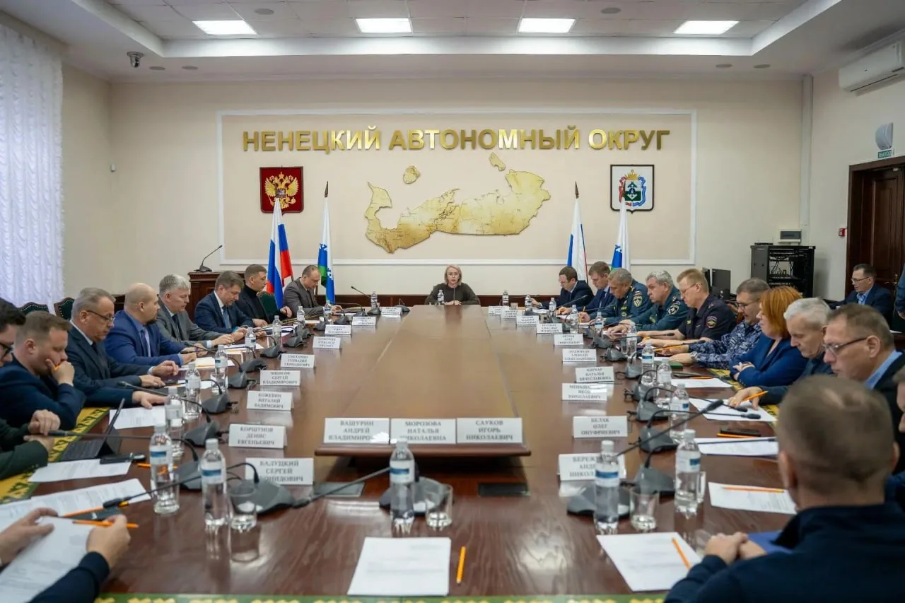 Ирина Гехт поручила принять максимальные меры для тушения пожара на полигоне ТБО.
