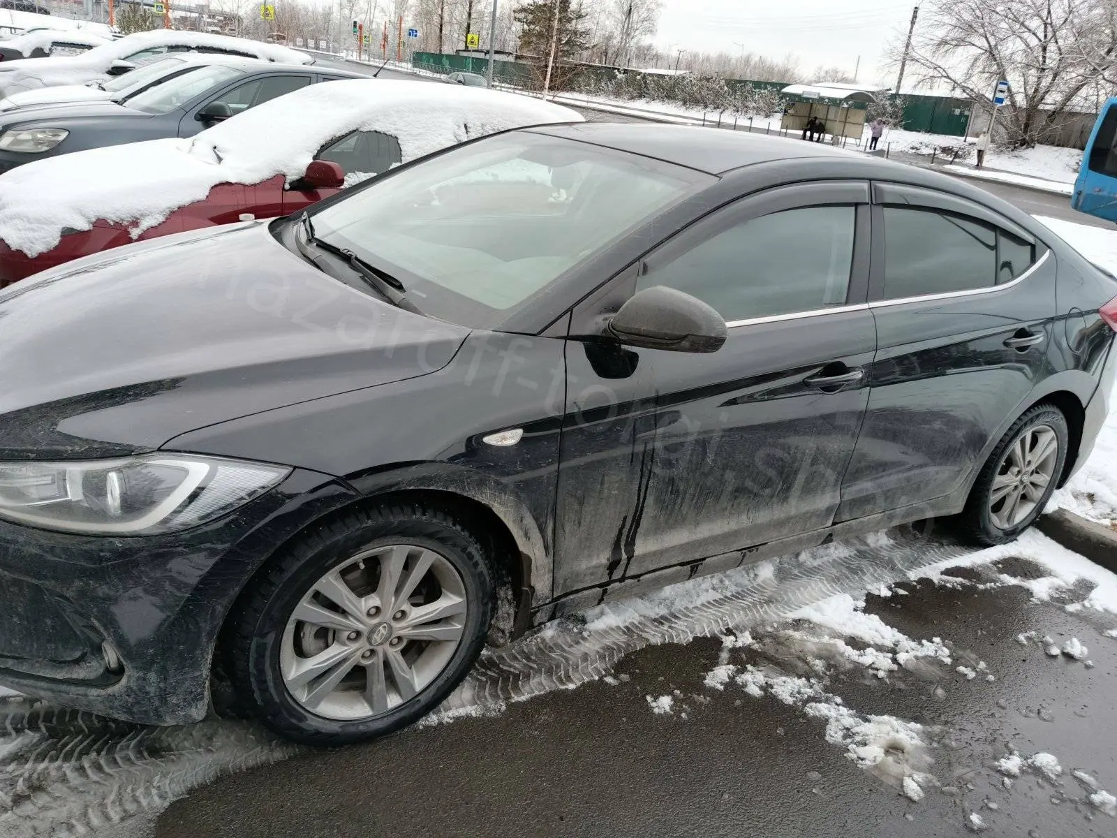 ** Предлагаемый Hyundai Elantra 2017 г. в Кемерово по цене 1 080 000 ₽ находится в сред...