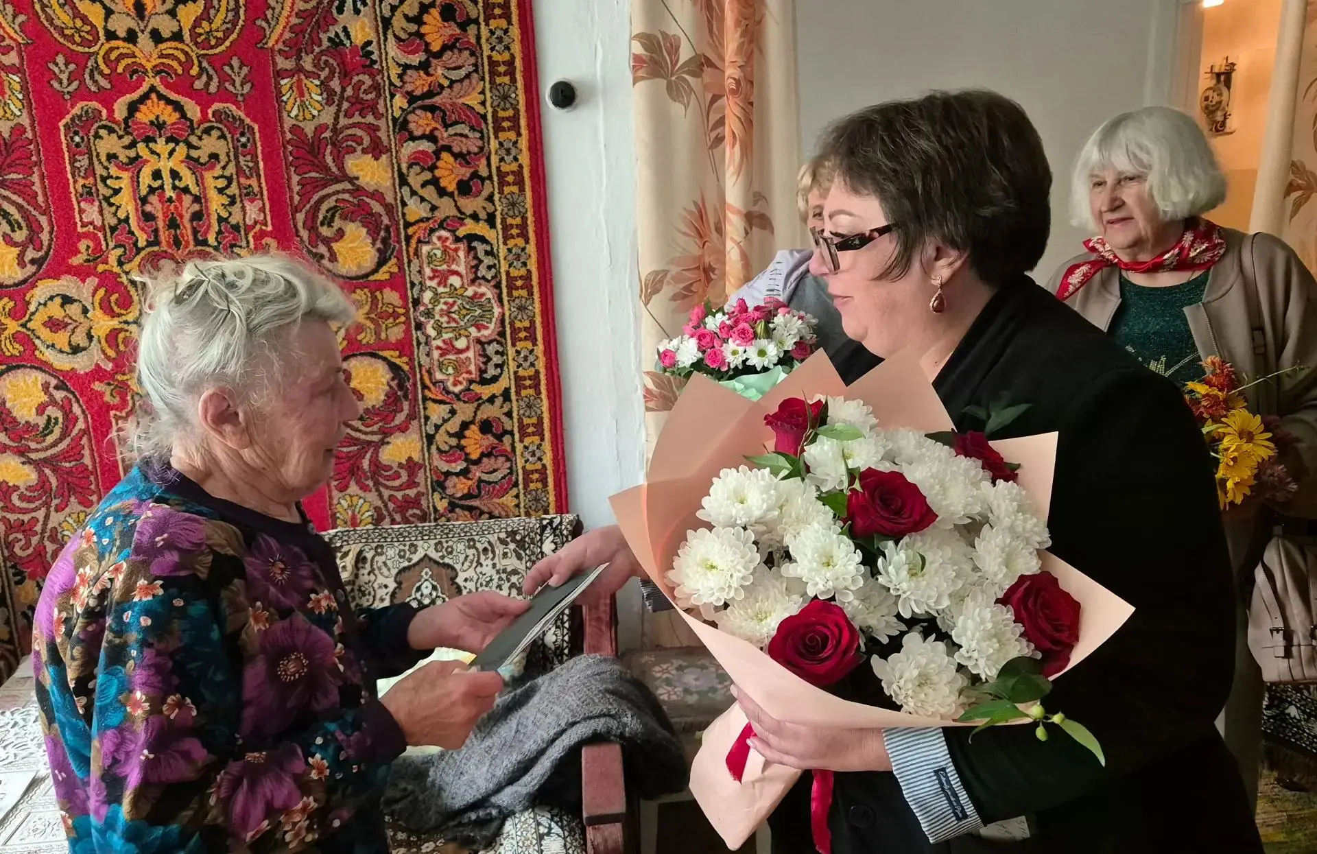 Сегодня 90-летие отмечает жительница п. Рудного Пелагея Тарханова.