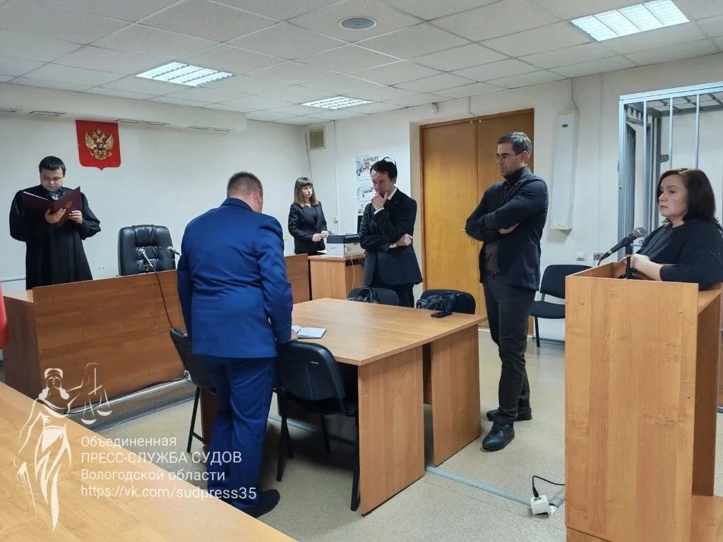Экс-главу вологодского УФАС приговорили к 8,5 годам колонии за взятки