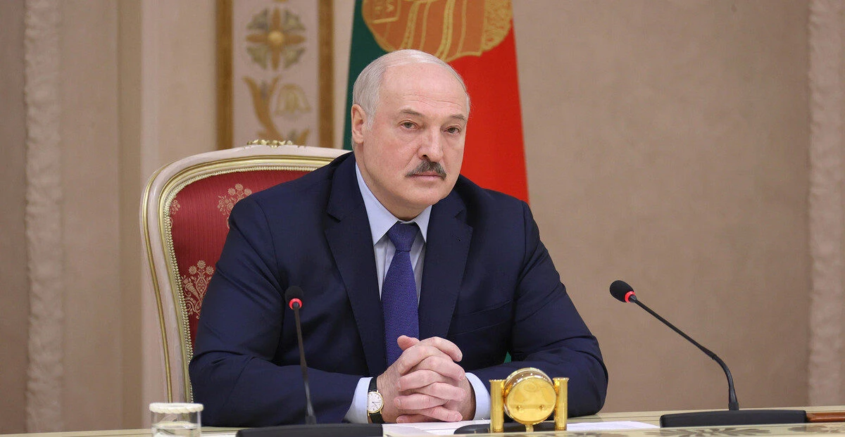 Лукашенко удивлен нежеланию поляков покупать дрова в Белоруссии