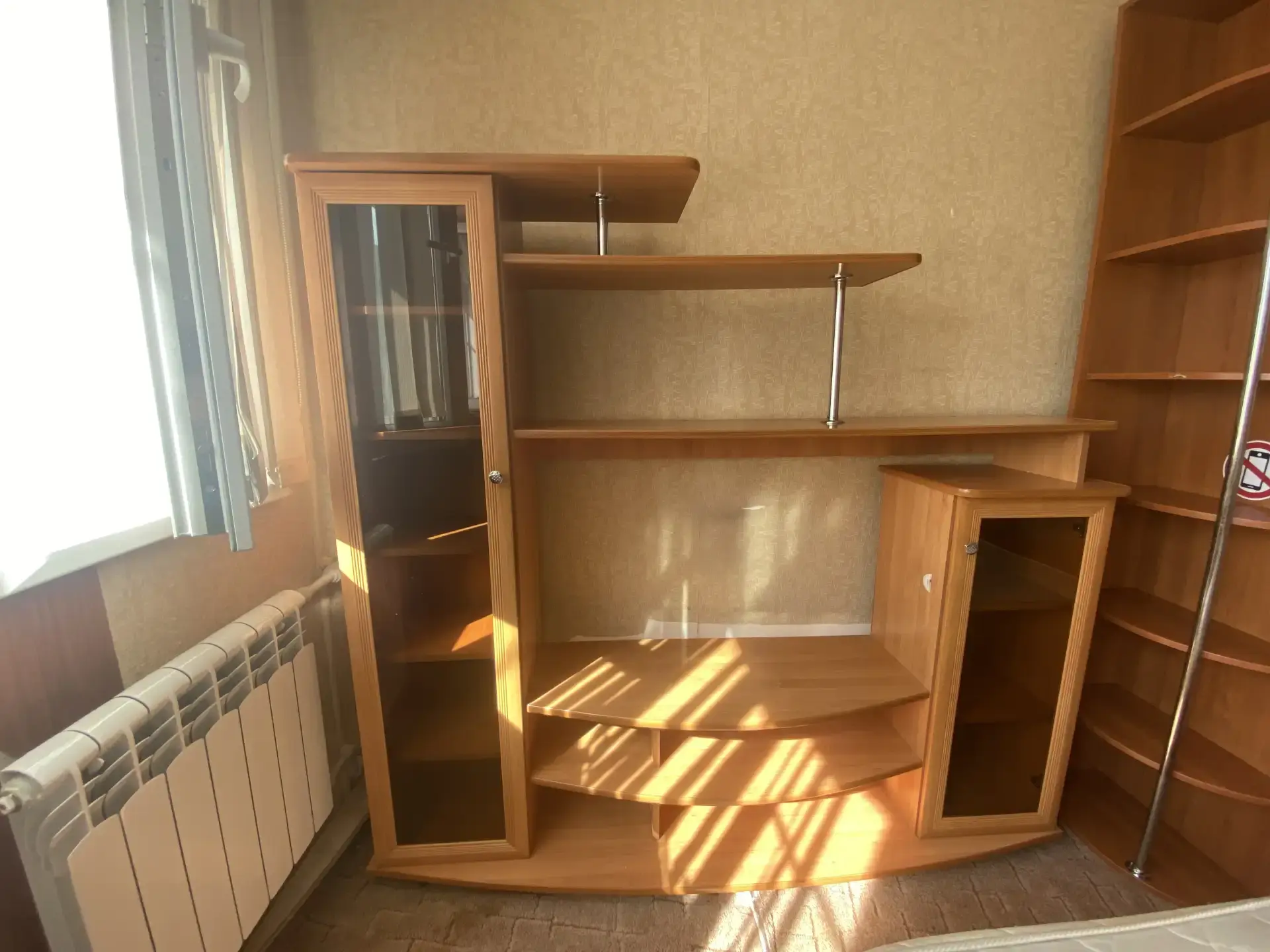 Срочно продаю стенку горку в отличном состоянии. Причина переезд. Необходимо разобрать ...
