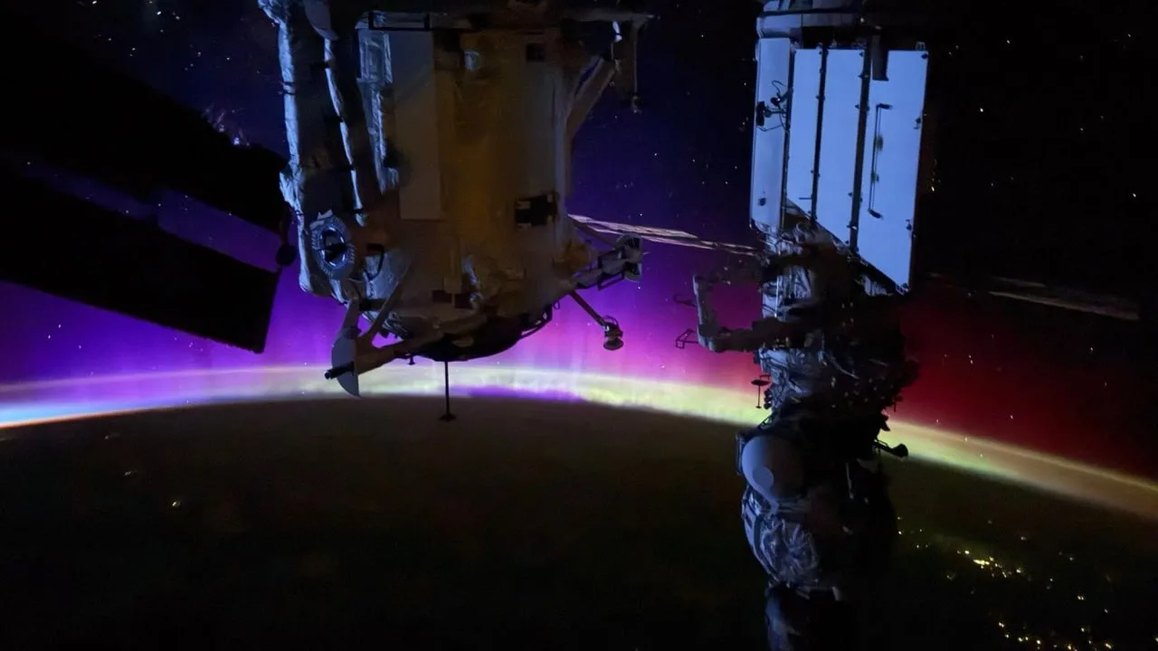 Астронавт NASA снял северное сияние на айфон прямо с МКС