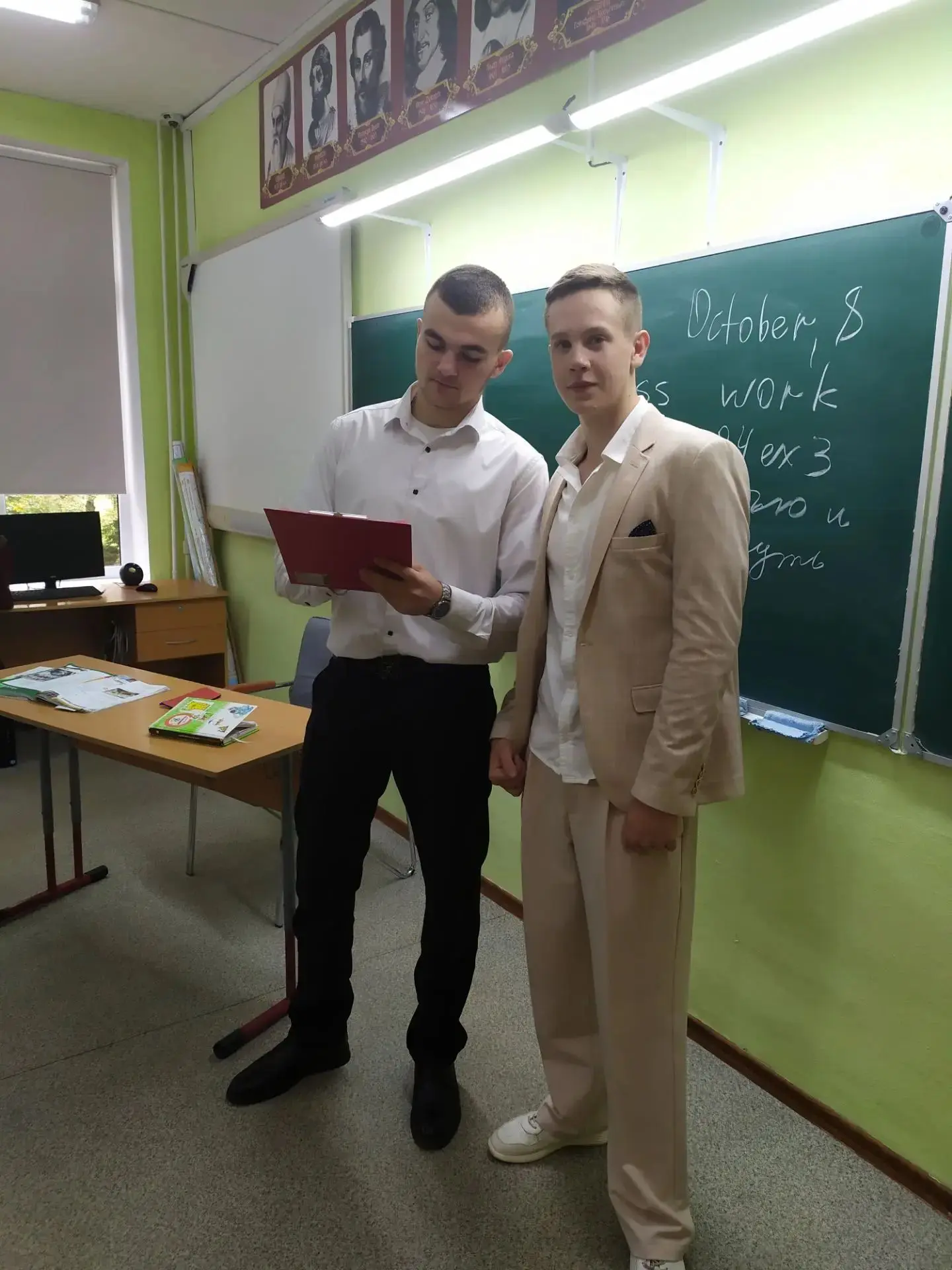 Дресс-код в школе Важное напоминание для учеников и родителей! 🎉В нашей школе прошла п...