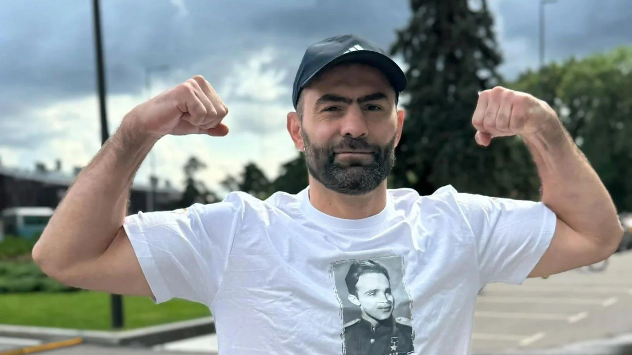 📺 Спортсмен из Тюменской области покинул шоу «Титаны»