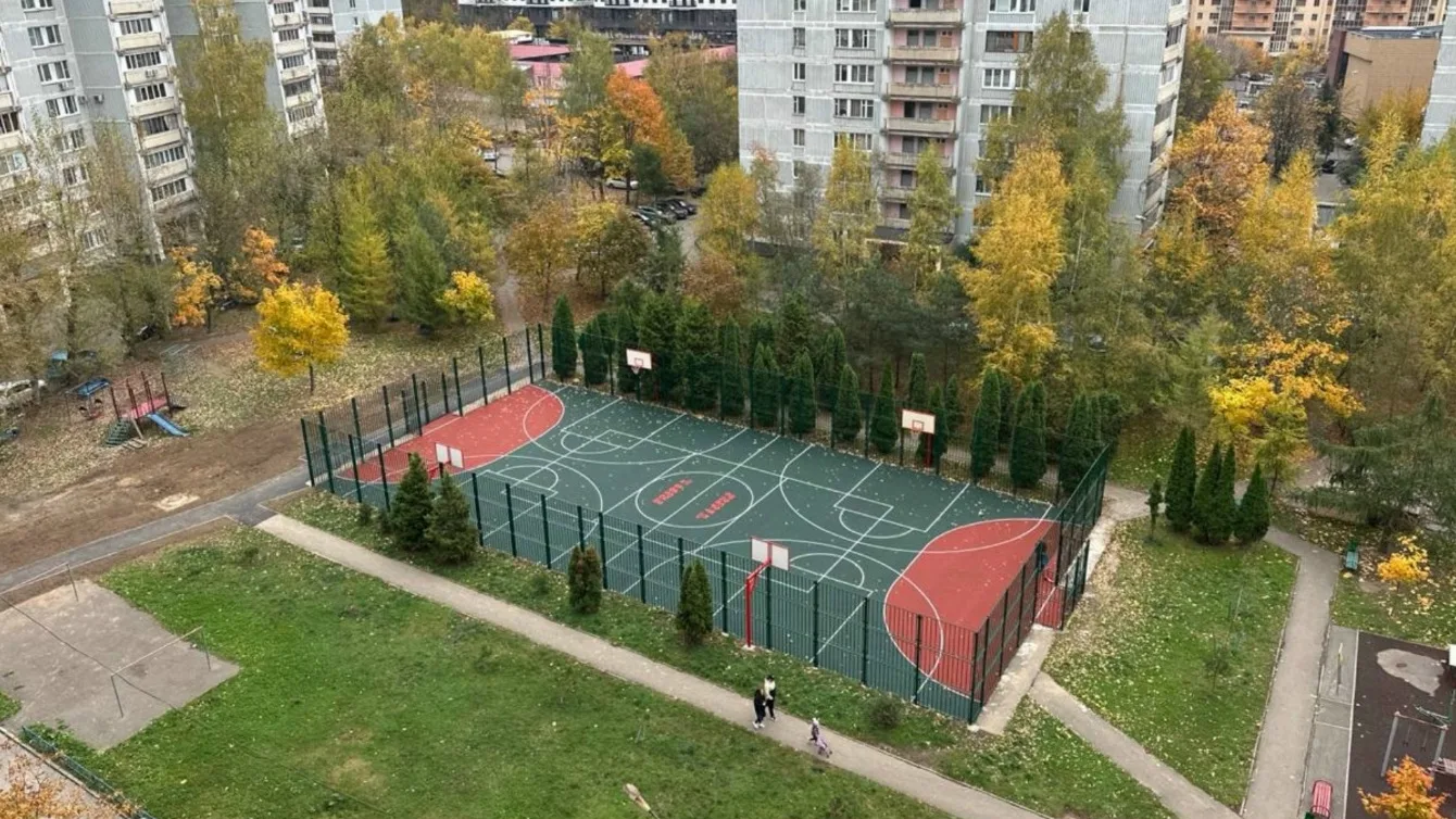 В Одинцово открыли новую спортивную площадку