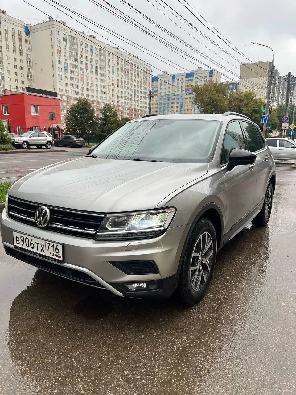 Volkswagen Tiguan, 2019 года 1.4 полный привод
