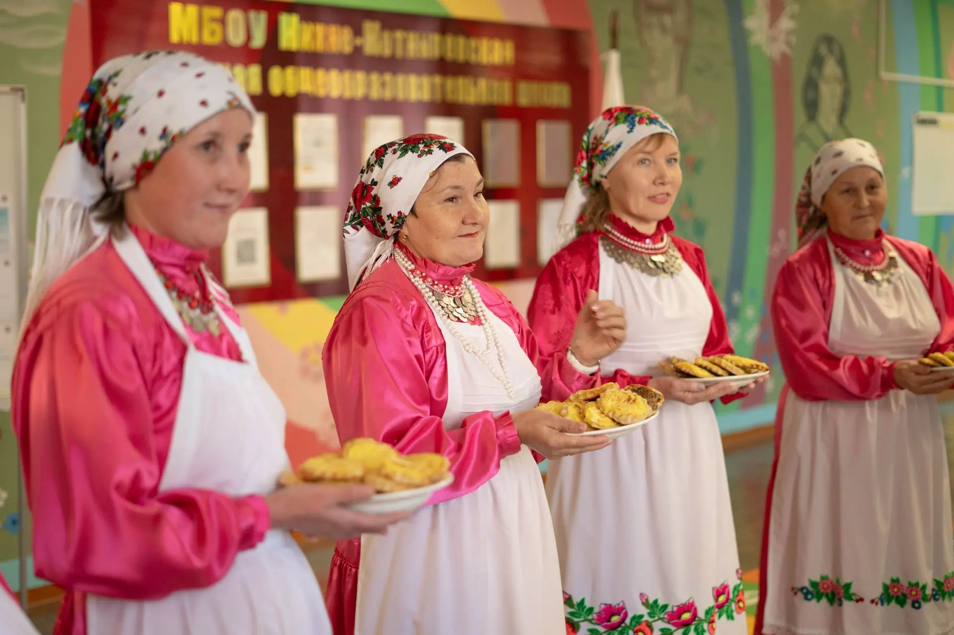 🕊️ В Алнашском районе открыли «Парту Героя» в память об учителе, погибшем на СВО