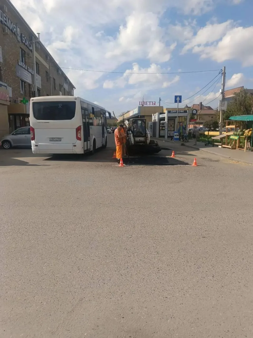 Ямочный ремонт дорог в п. Северном.