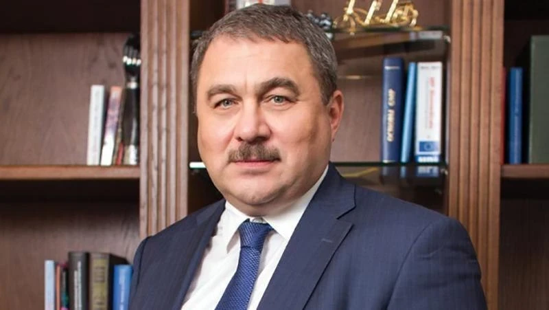 Экс-главу НИИ вакцин задержали по новому делу