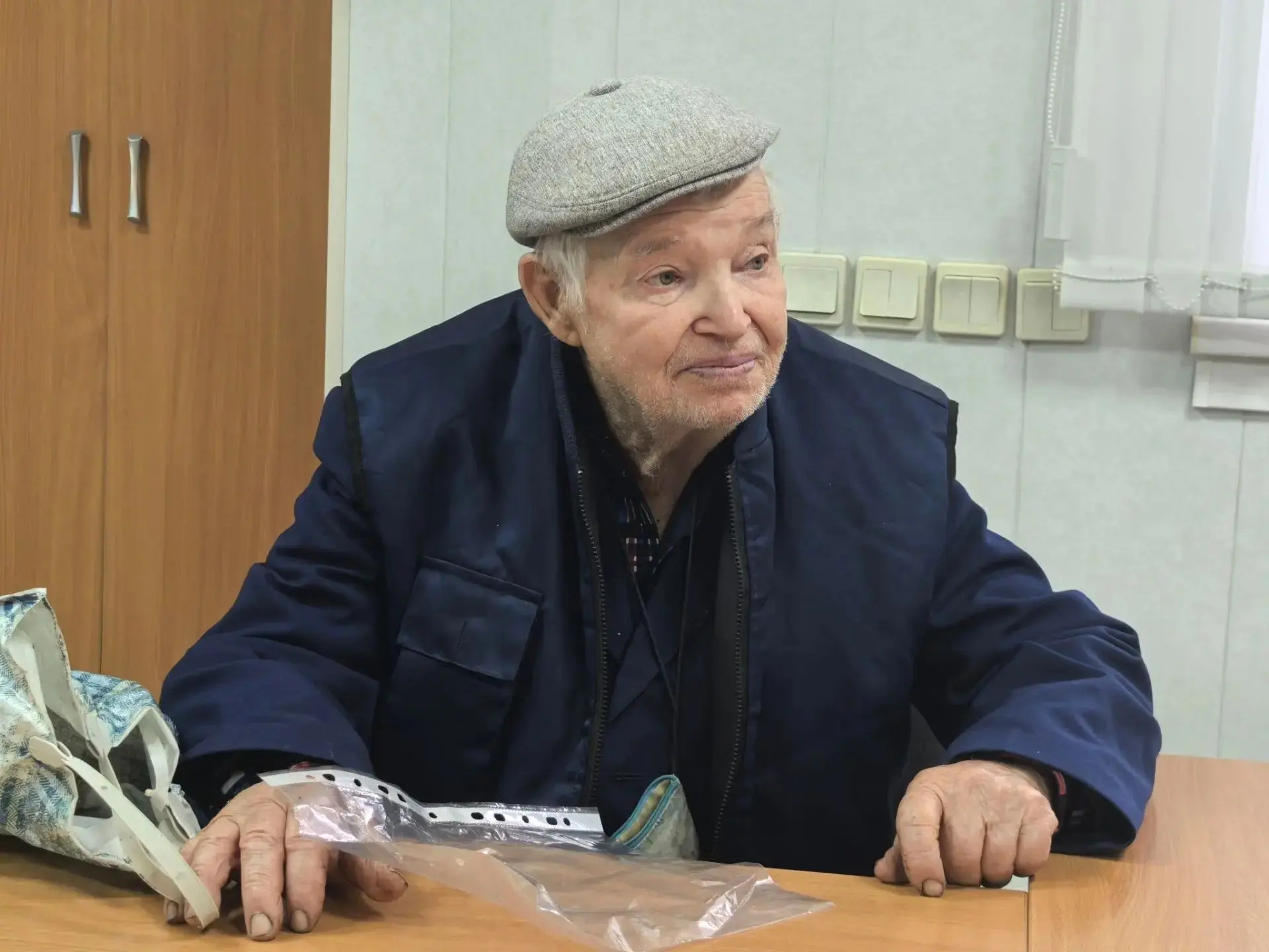 Провёл приём граждан по личным вопросам
