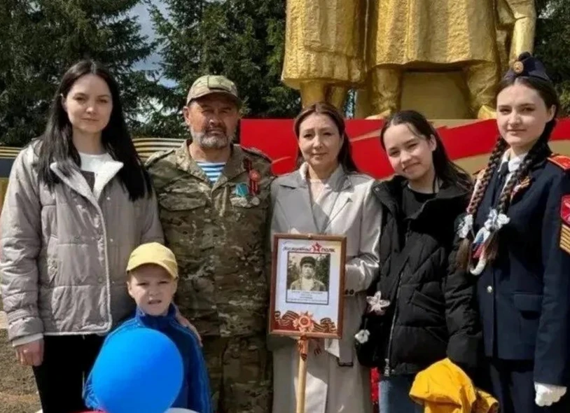 ⚡Путин наградил многодетную семью из Чувашии медалью ордена «Родительская слава»